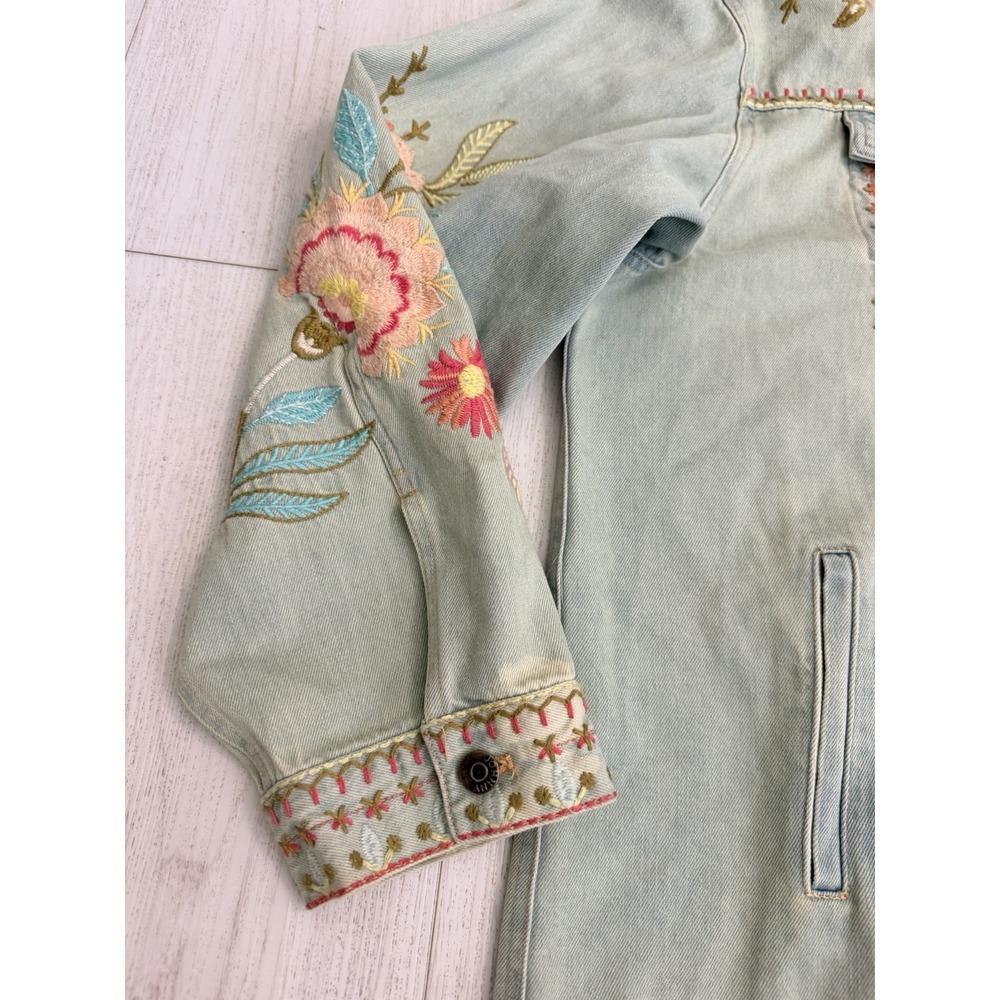 Johnny Was Denim Floral Embroidered Jacket Sz XL - Picture 5 of 11